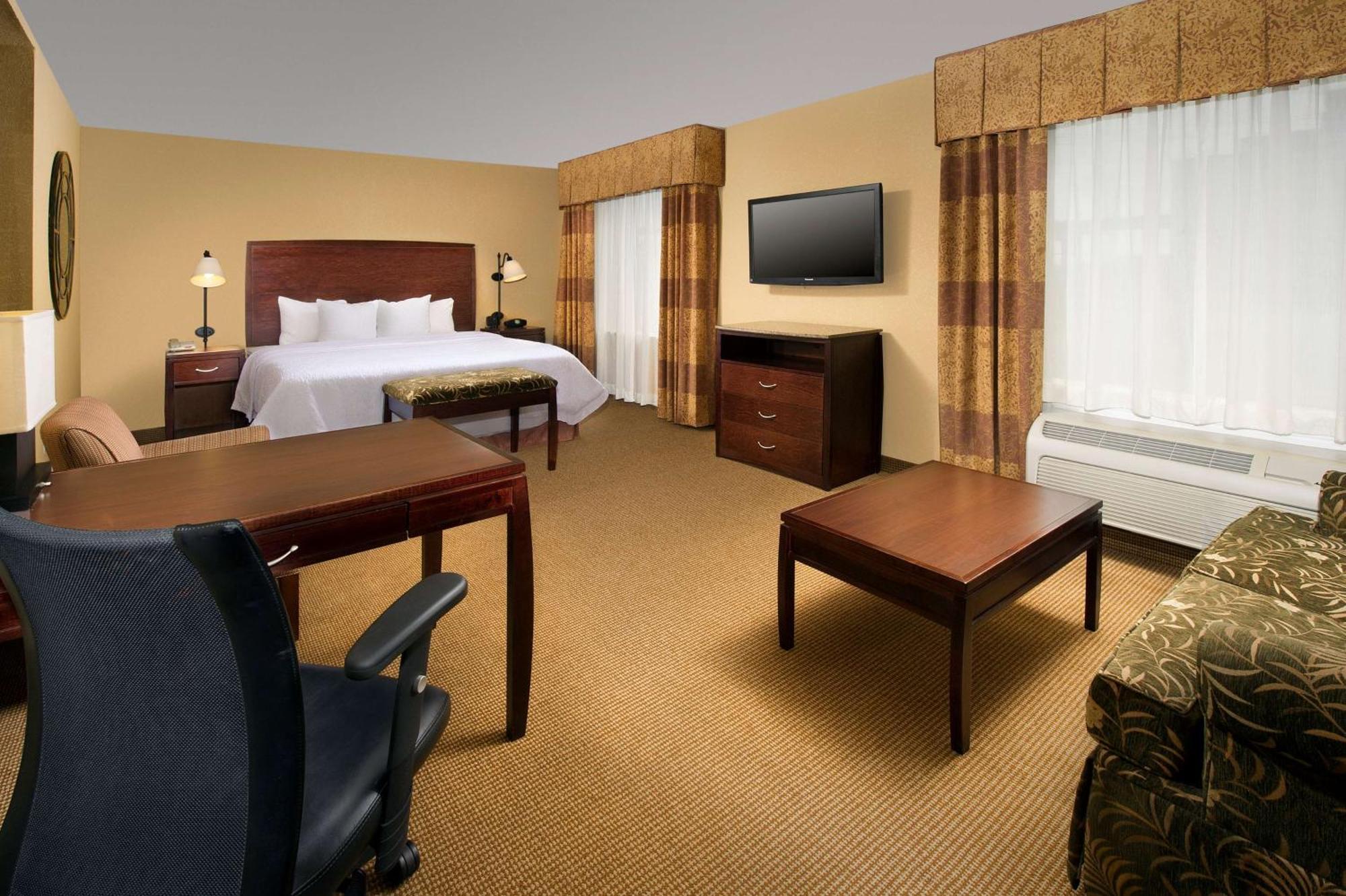 Hampton Inn And Suites San Antonio Airport Ngoại thất bức ảnh