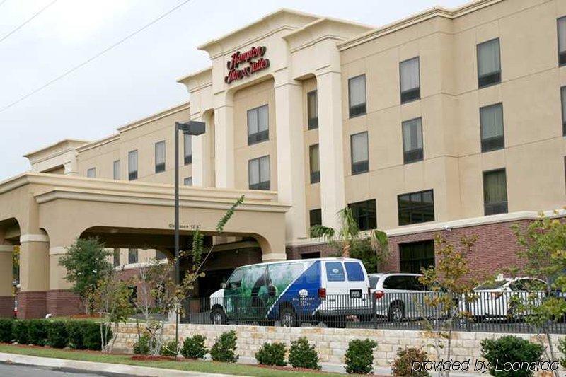 Hampton Inn And Suites San Antonio Airport Ngoại thất bức ảnh