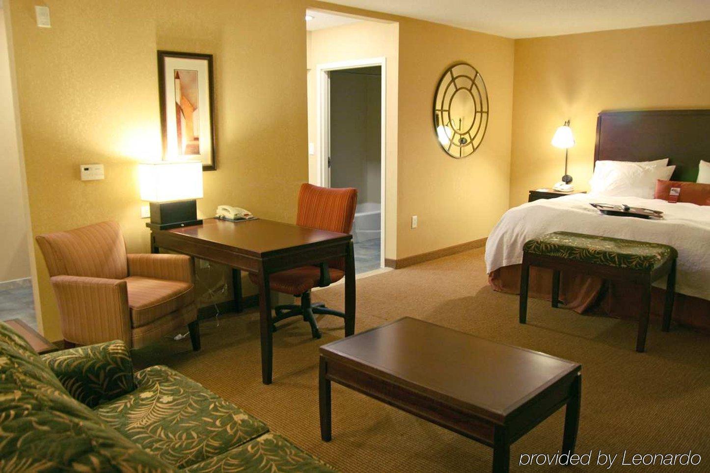 Hampton Inn And Suites San Antonio Airport Phòng bức ảnh